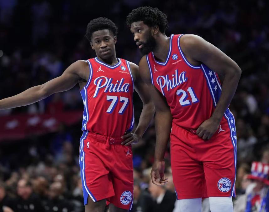 壹号娱乐APP-76人被逆转！米切尔13+9莫布里准绝杀，恩比德33分12罚，泰森39+5